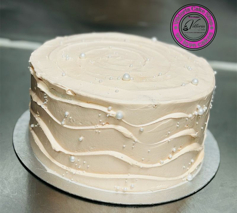 Simple Cake Fresh Cream