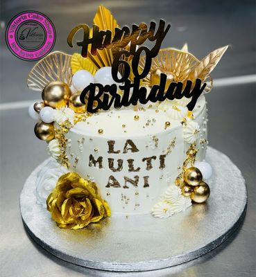 Elegant Gold & White Fresh Cream Cake