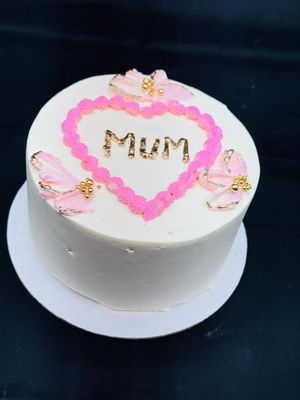 Golden Blossom Heart fresh cream Mothers Day