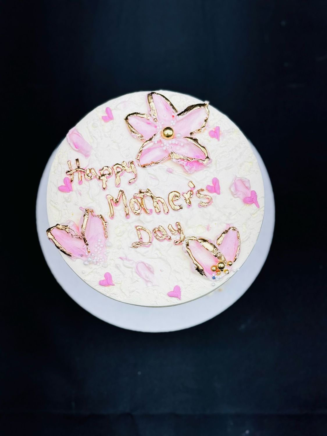 Golden Hearts Bouquet Cake fresh cream Mothers Day