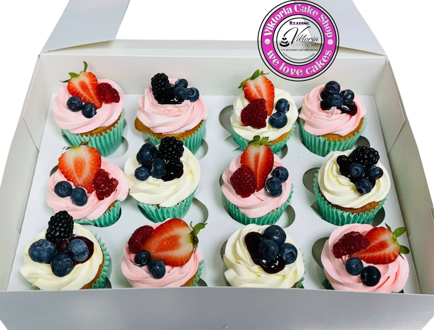 CupCakes Fruits Toped