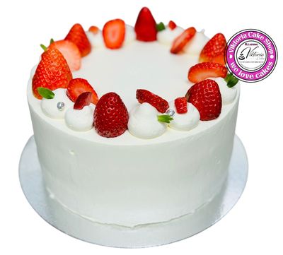 Signature Strawberry cake Reading