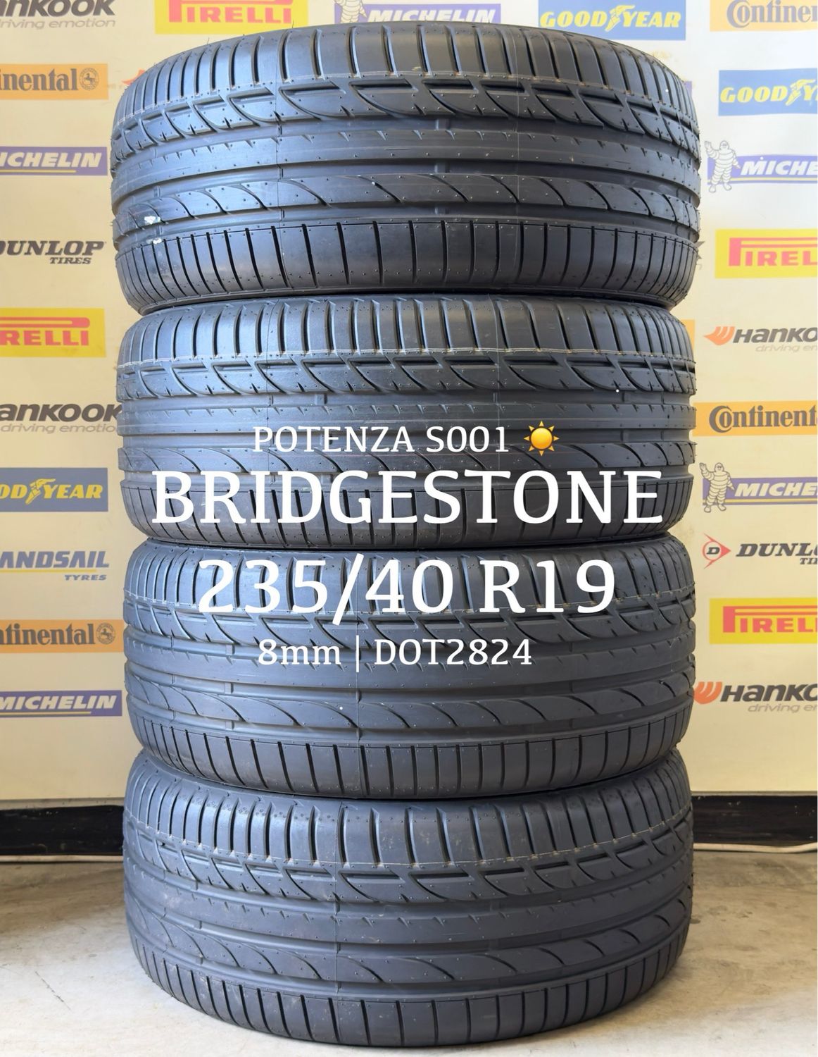 235/40/19 (4x) BRIDGESTONE zomerbanden 8mm DOT2824
