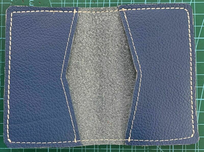 Porte carte double avec poche