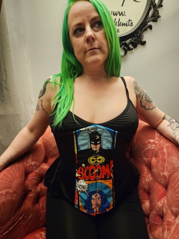 Comic print underbust