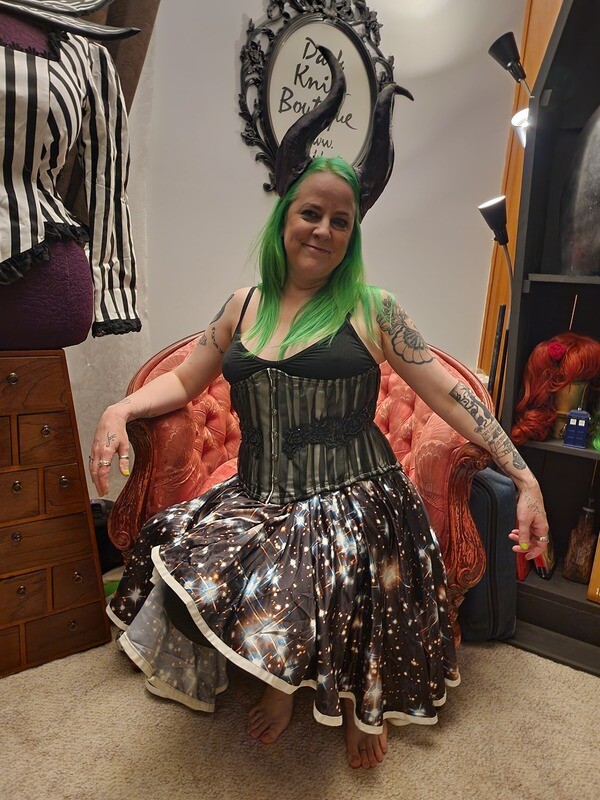 Organza and embroidery underbust
