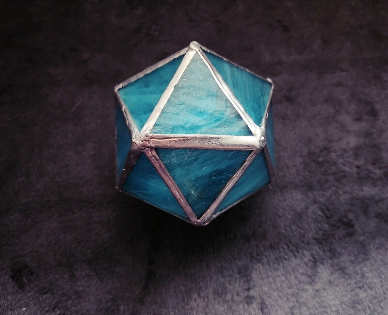 D20 stained glass lamp