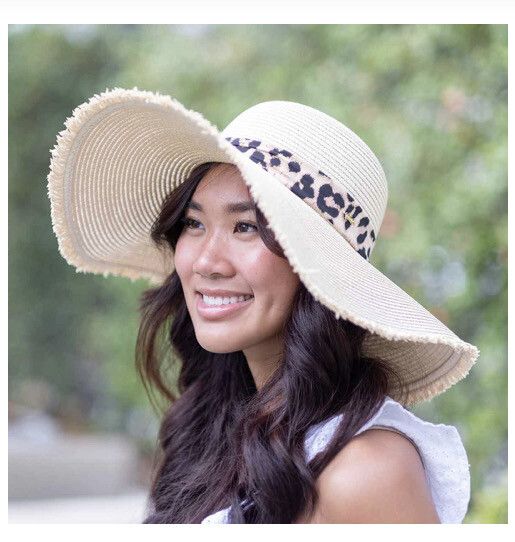 Cove Sun Hat in Leopard