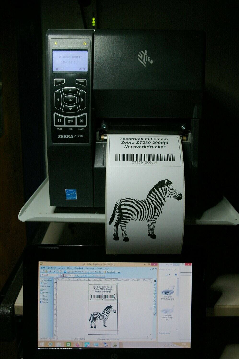 Zebra Thermodirekt Etikettendrucker  ZT23042-D0E200FZ