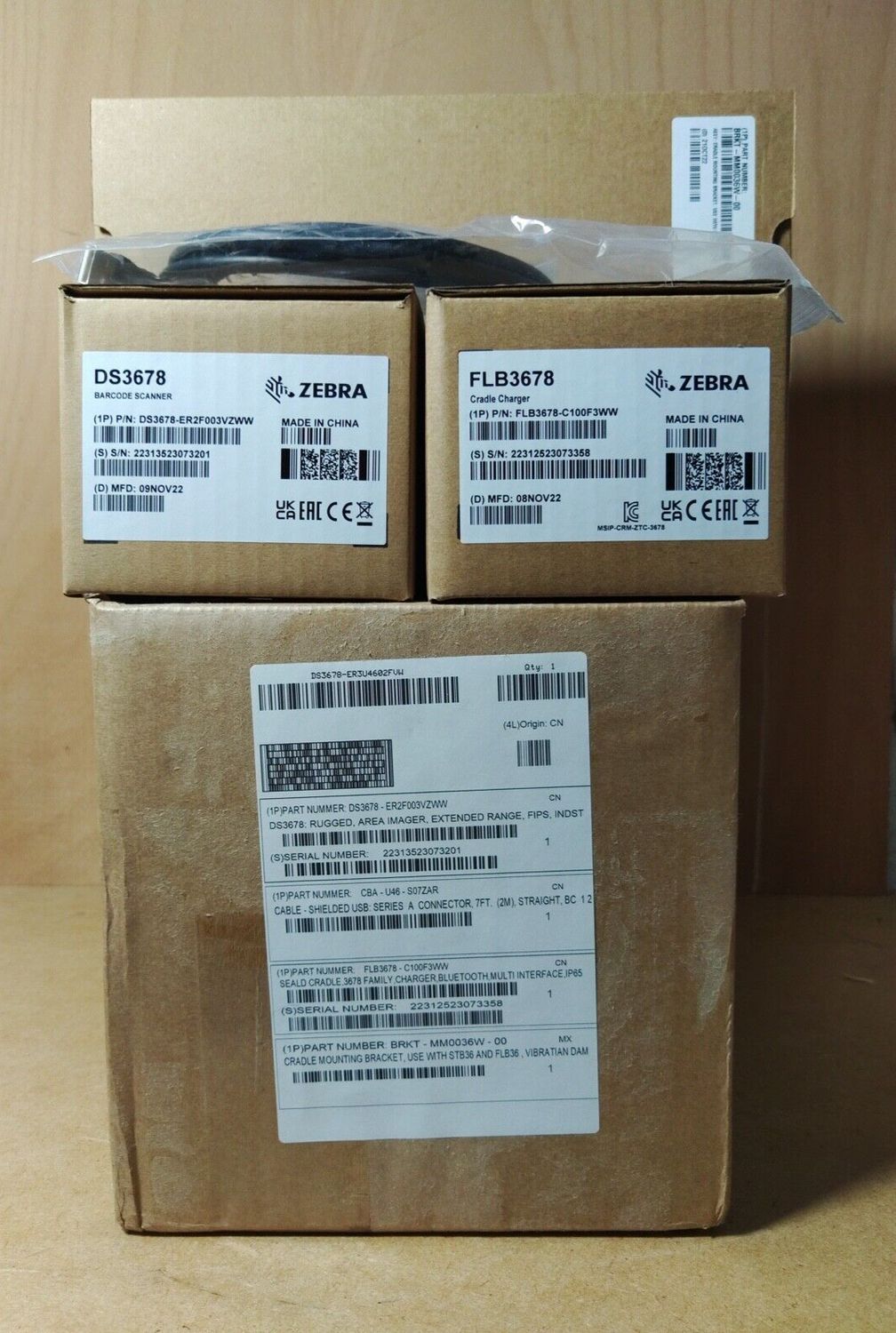 Zebra DS3678-ER3U4602FVW mit Forklift Cradle FLB3678-C100F3WW (Schutz IP65/67)