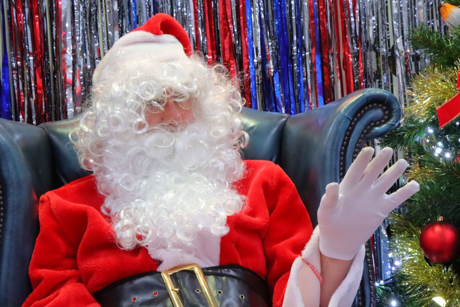 2026 Monday 14 December 11.15am to 12.15pm CHILDMINDERS only Storytime & Sing-along with Father Christmas including book present
