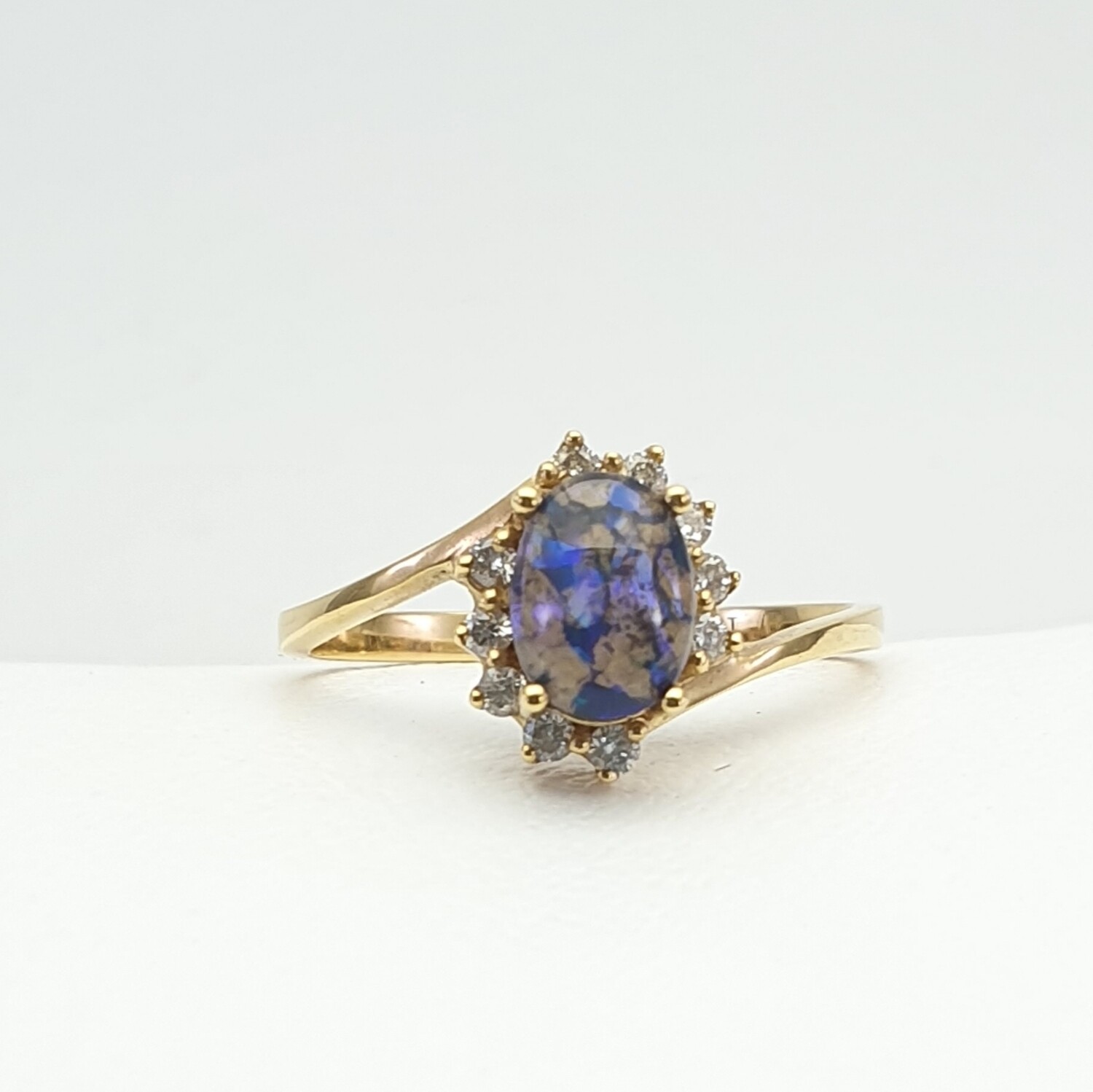 Ring, Gold Opal
