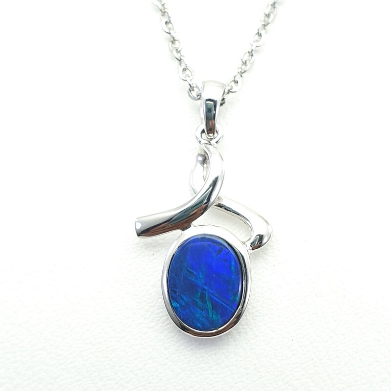 Opal, Pendant