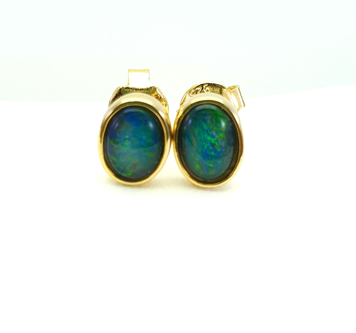 Opal, Studs Opal, Studs