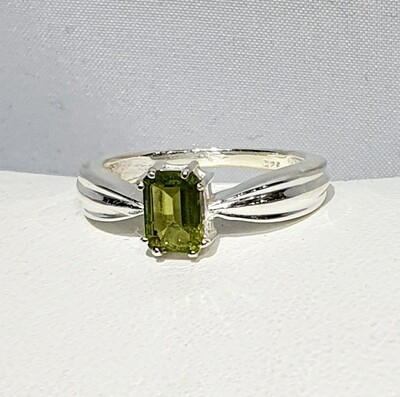 Peridot Ring