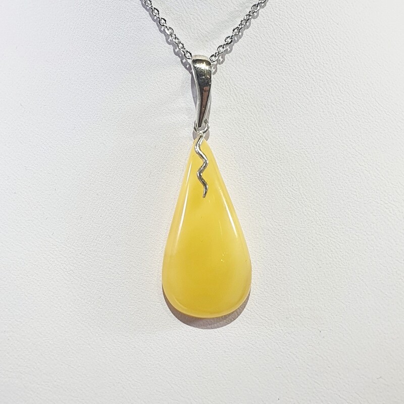 Amber pendant