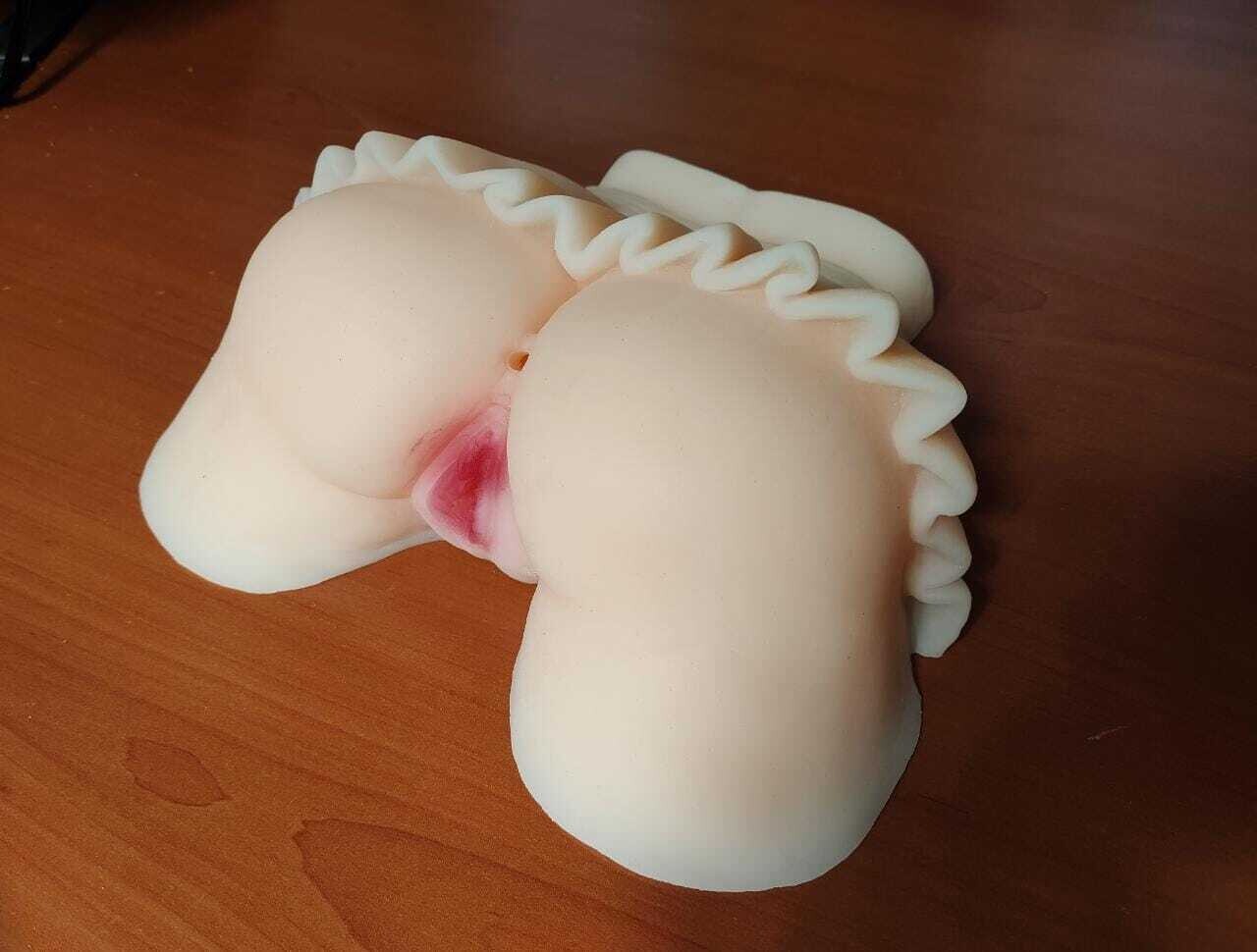 TRASERO CON FALDA 3D ANAL - VAGINAL