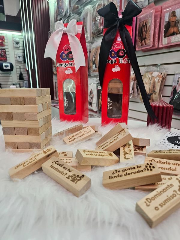 JENGA HOT FRIENDS