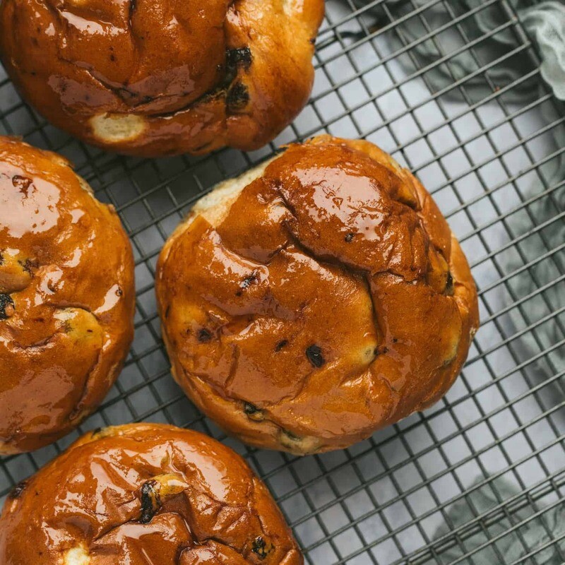 Currant Teacakes x 4
