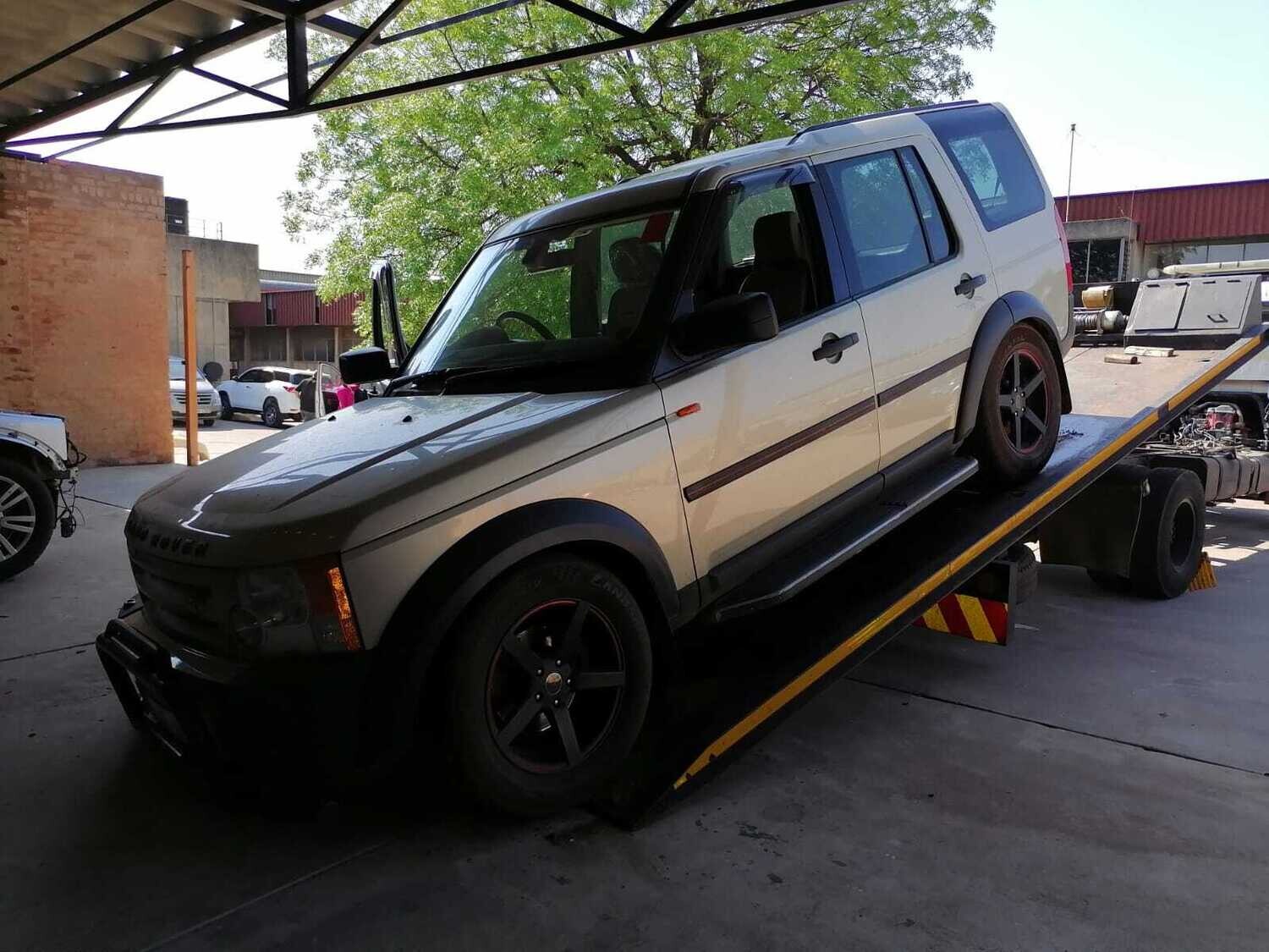 Discovery 3 breaking up for parts