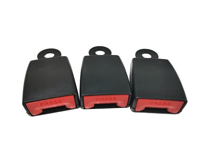 Discovery 4 second row seatbelt connectors