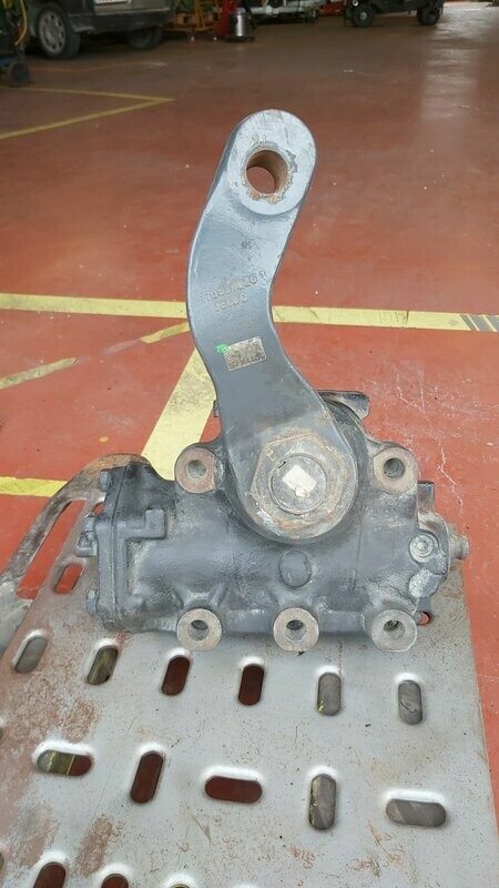CAJA DE DIRECCION RENAULT 4-80 DXI