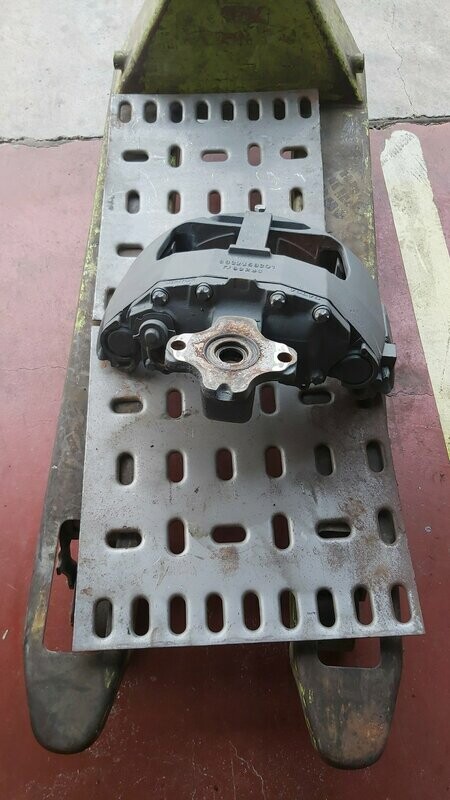 PINZA DE FRENO DELANTERO VOLVO IZ.FM 4-20 FH 420