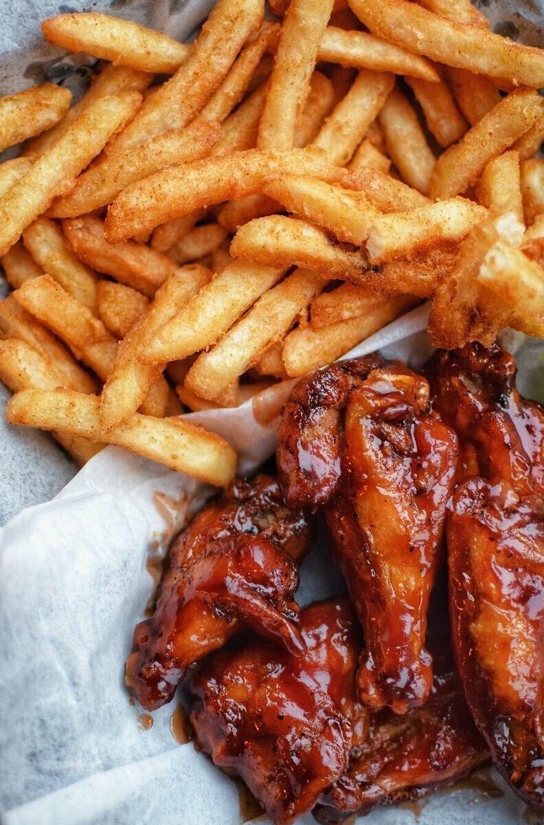 BBQ Wings &amp; Fries