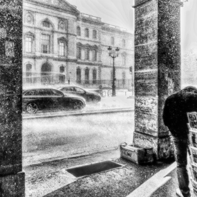 Unwetter am Louvre - Druck auf Leinwand 60x60 cm