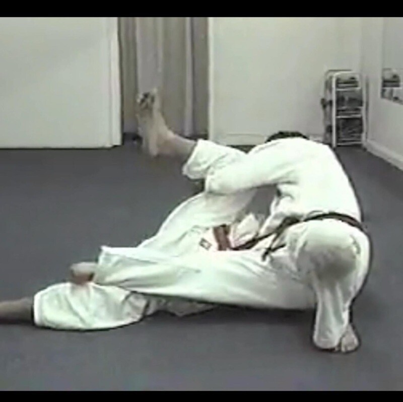 Winning From Legs Around TOP Position How to Avoid, Evade and PASS the Guard