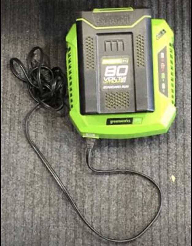 Greenworks GWV1351702 80 Volt Battery Charger with GWV1462705 80 Volt Lithium Standard Run Battery