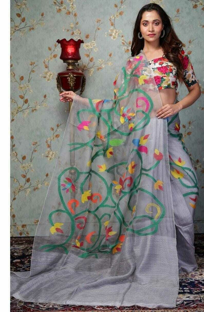 MUTKA MUSLIN JAMDANI SAREE