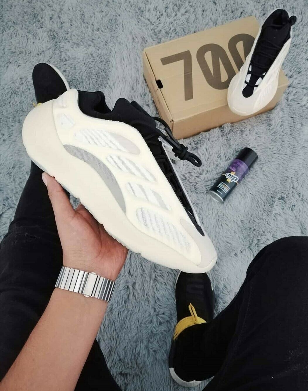 Adidas Yeezy Boost 700 V3 Azael