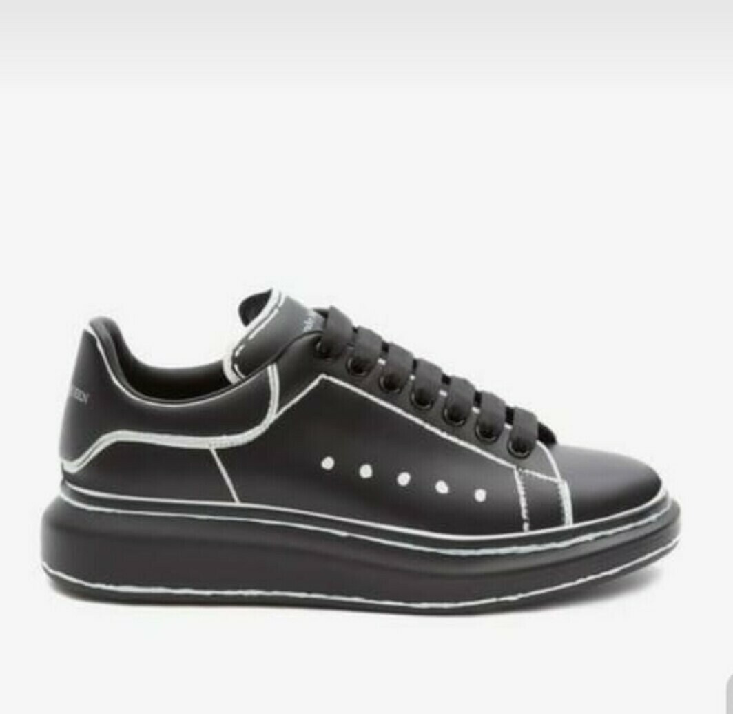 Alexander mcqueen oversize nere