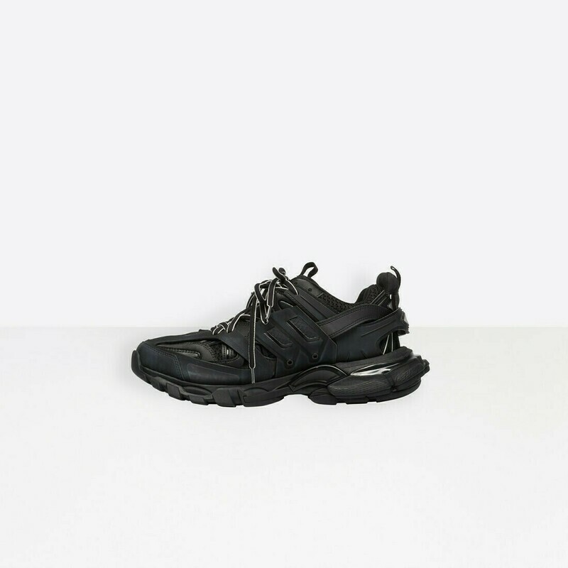 Balenciaga sneaker track total black