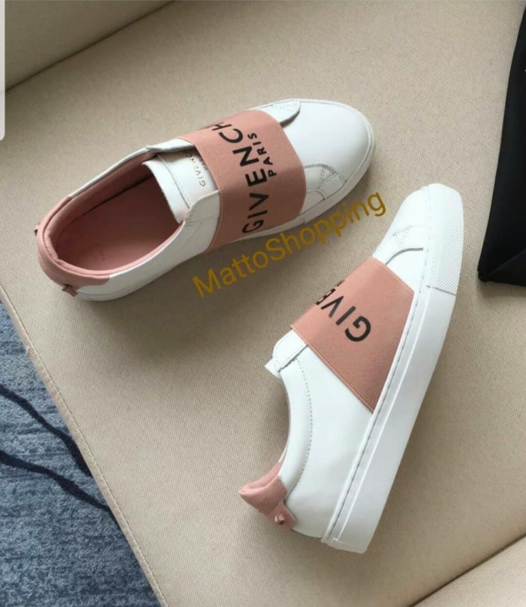 Givenchy bianche antique pink