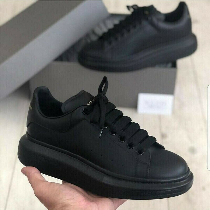 Alexander mcqueen Total Black