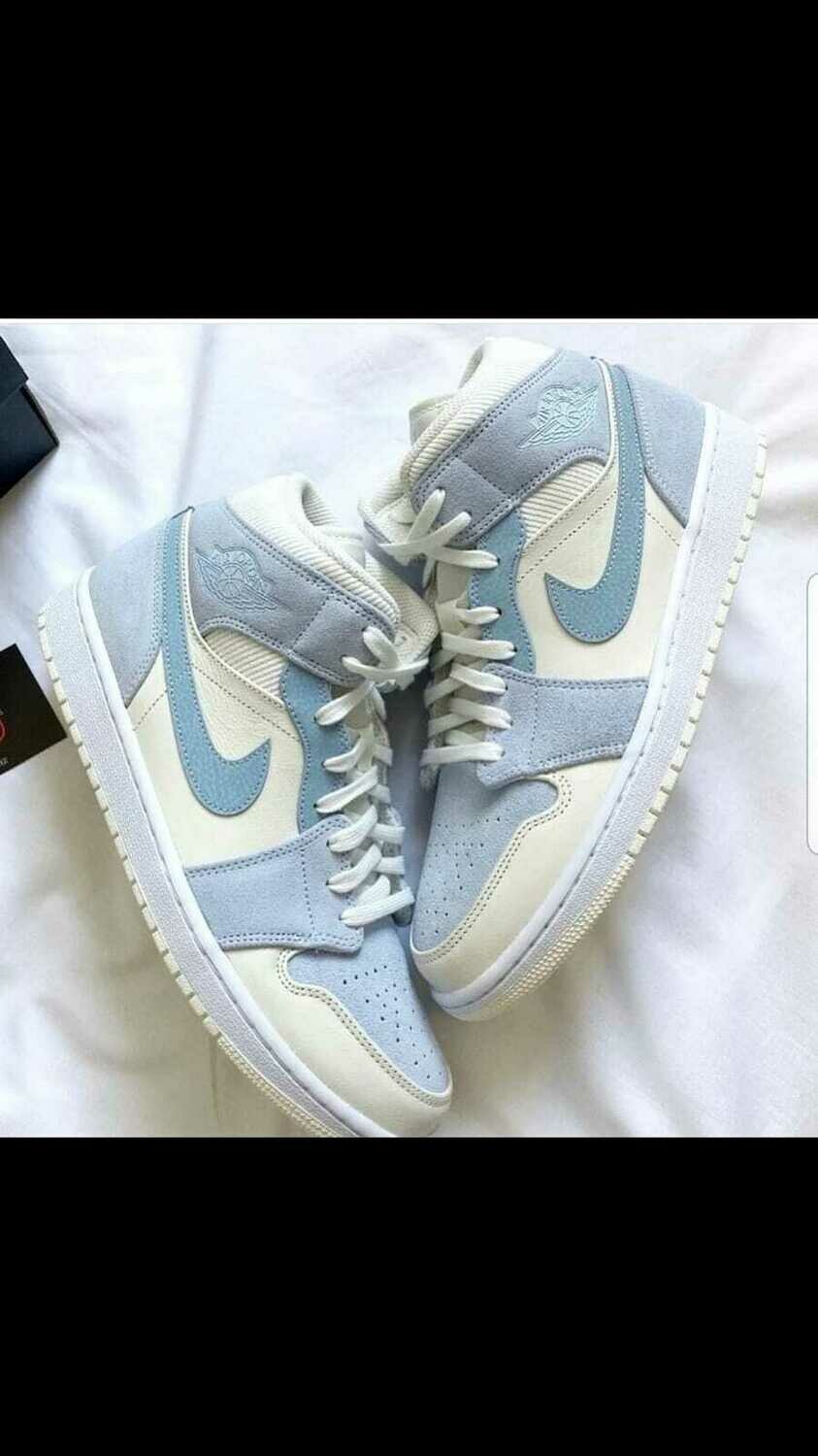 Air Jordan 1 Mid Grey Tan
Light Blue*
