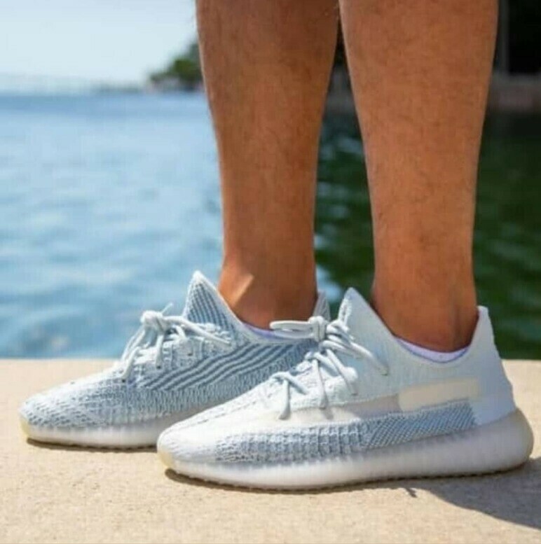 Adidas Yeezy Boost 350 V2 Cloud White