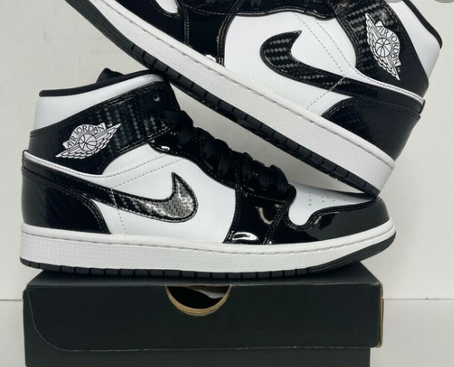 Jordan 1 Mid Carbon Fiber All-Star
(2021)