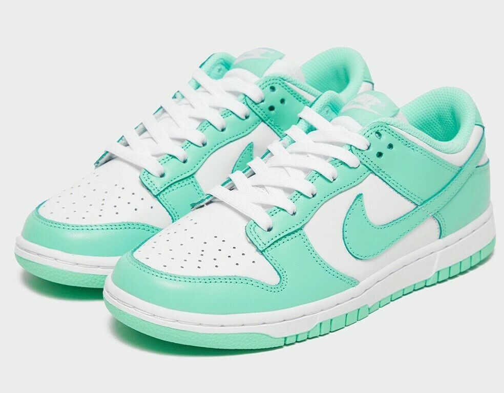 Nike Dunk Low Green Glow