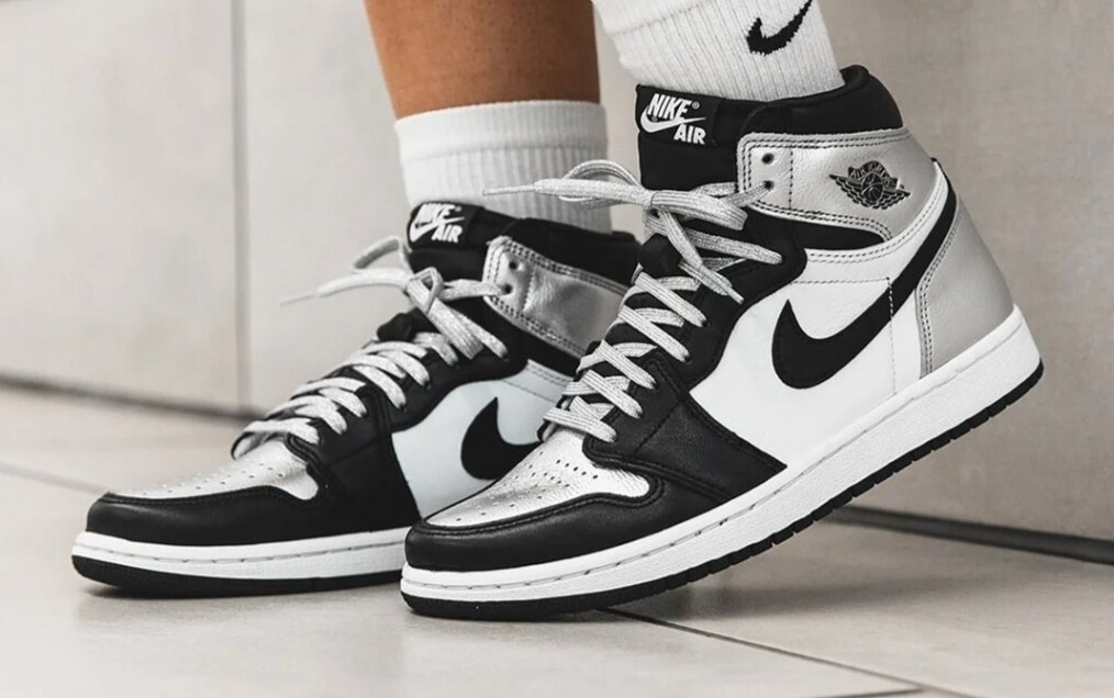  Jordan 1 Retro High Silver Toe (W) 