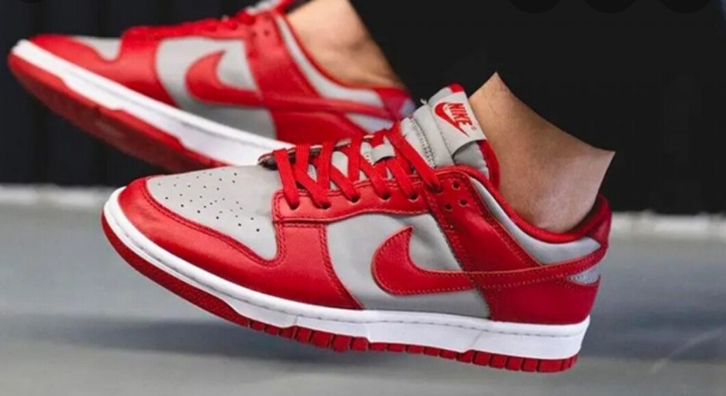 Nike dunk low retro medium Grey varsity red