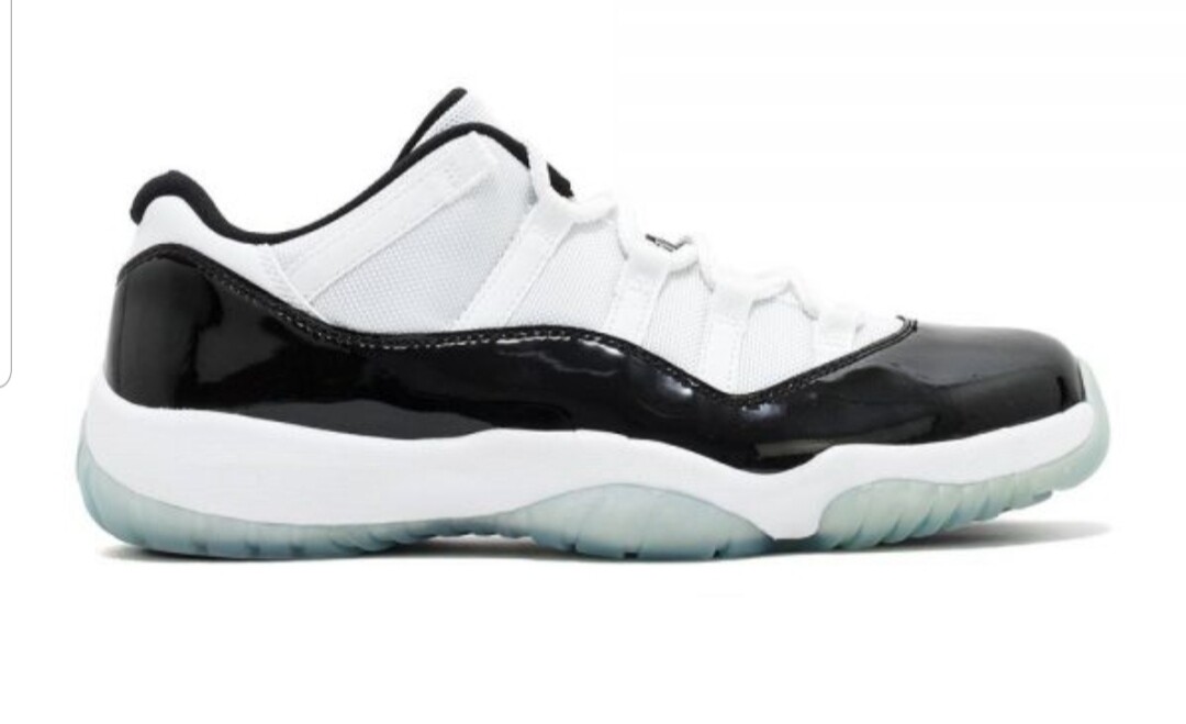 Jordan 11 Retro low Concord 