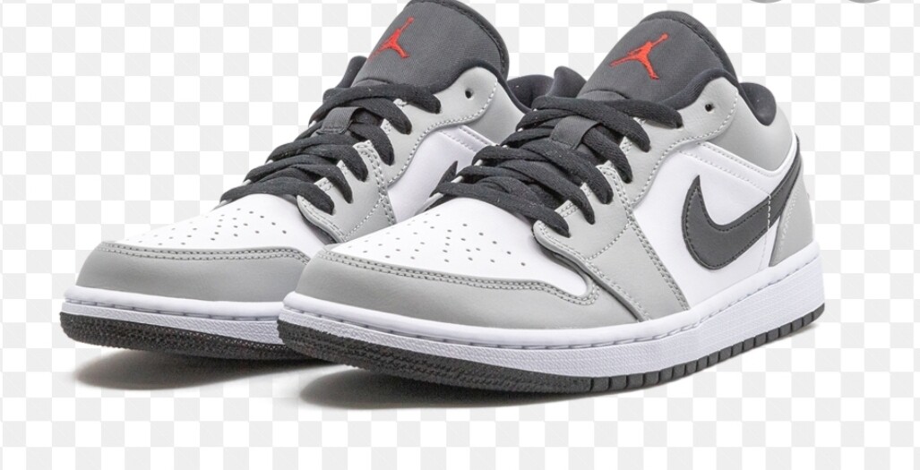  Jordan  1 Low Light Smoke Grey 
