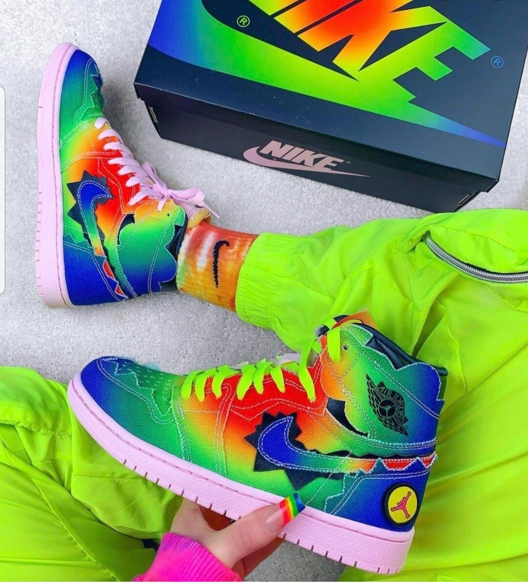  Jordan  1 Retro High J Balvin