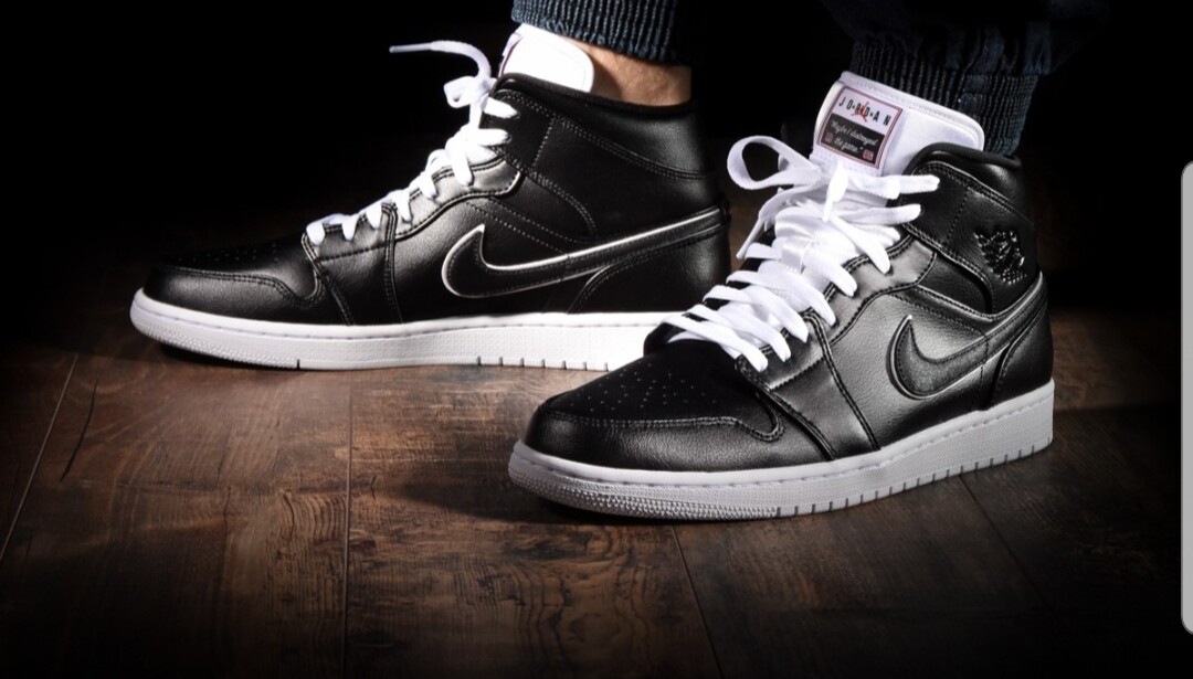 Air Jordan 1 Mid maybe I destroyed the game online....... 