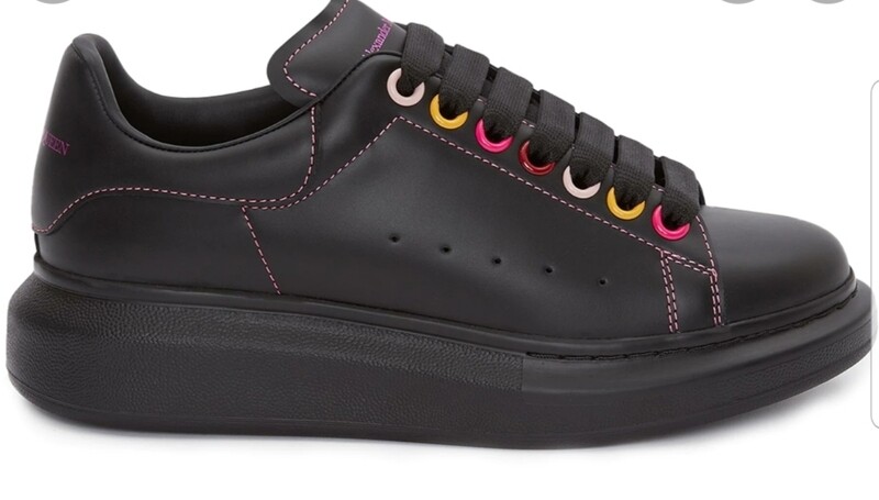 Alexander  Mcqueen Oversized Black Raimbow...... 