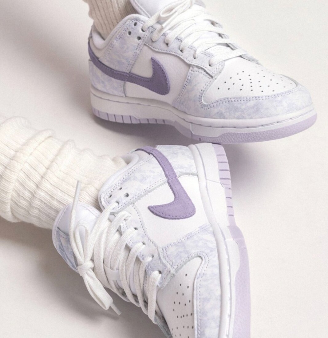 Nike Dunk Low purple pulse