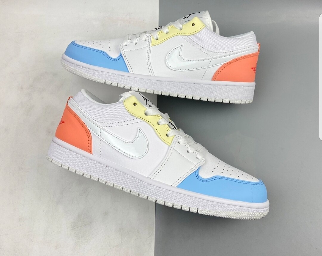  air jordan 1 low  to my first coach 